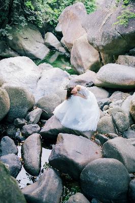 日本适合十八岁以上的护肤品红桃